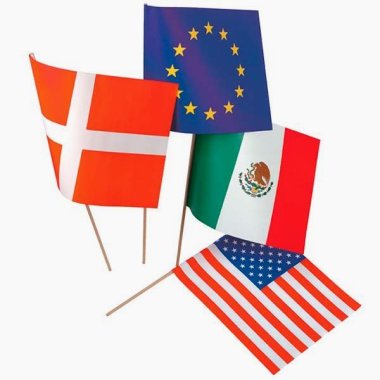 Flag, flagguirlander, kageflag, strøflag og selvklæbende flag