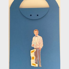 Sangskjuler konfirmand dreng pose